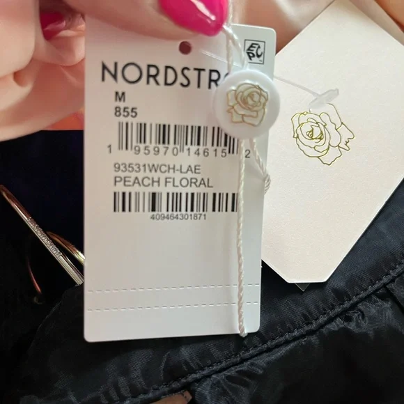 New! WAYF Nordstrom Lolita Cowl Neck Satin Gown Size Women’s medium - Picture 12 of 13